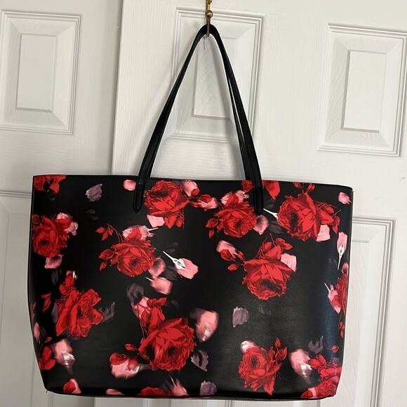 Victoria's Secret Limited Edition Large Red Floral Rose Tote Bag - Picture 7 of 8